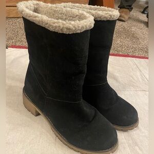 Black Winter Boots (Size: 8.5)